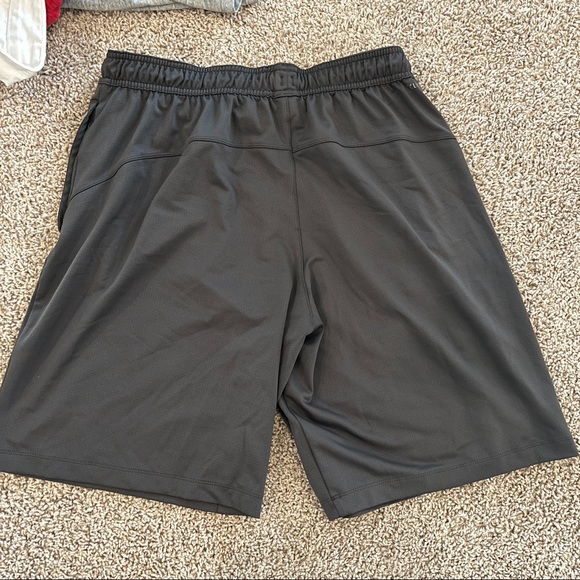 Adidas Basketball Shorts - Picture 2 of 4